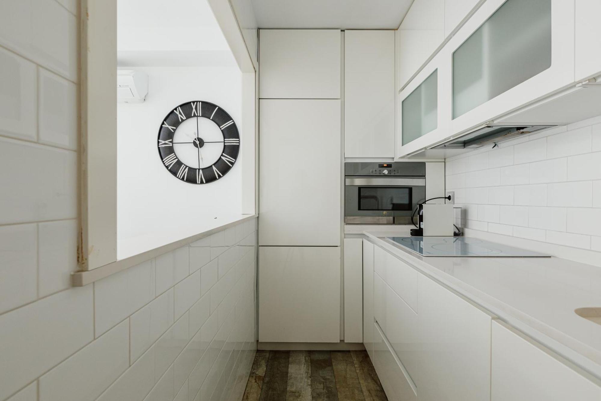 Modern And Functional In Sierpes Centro Apartamento