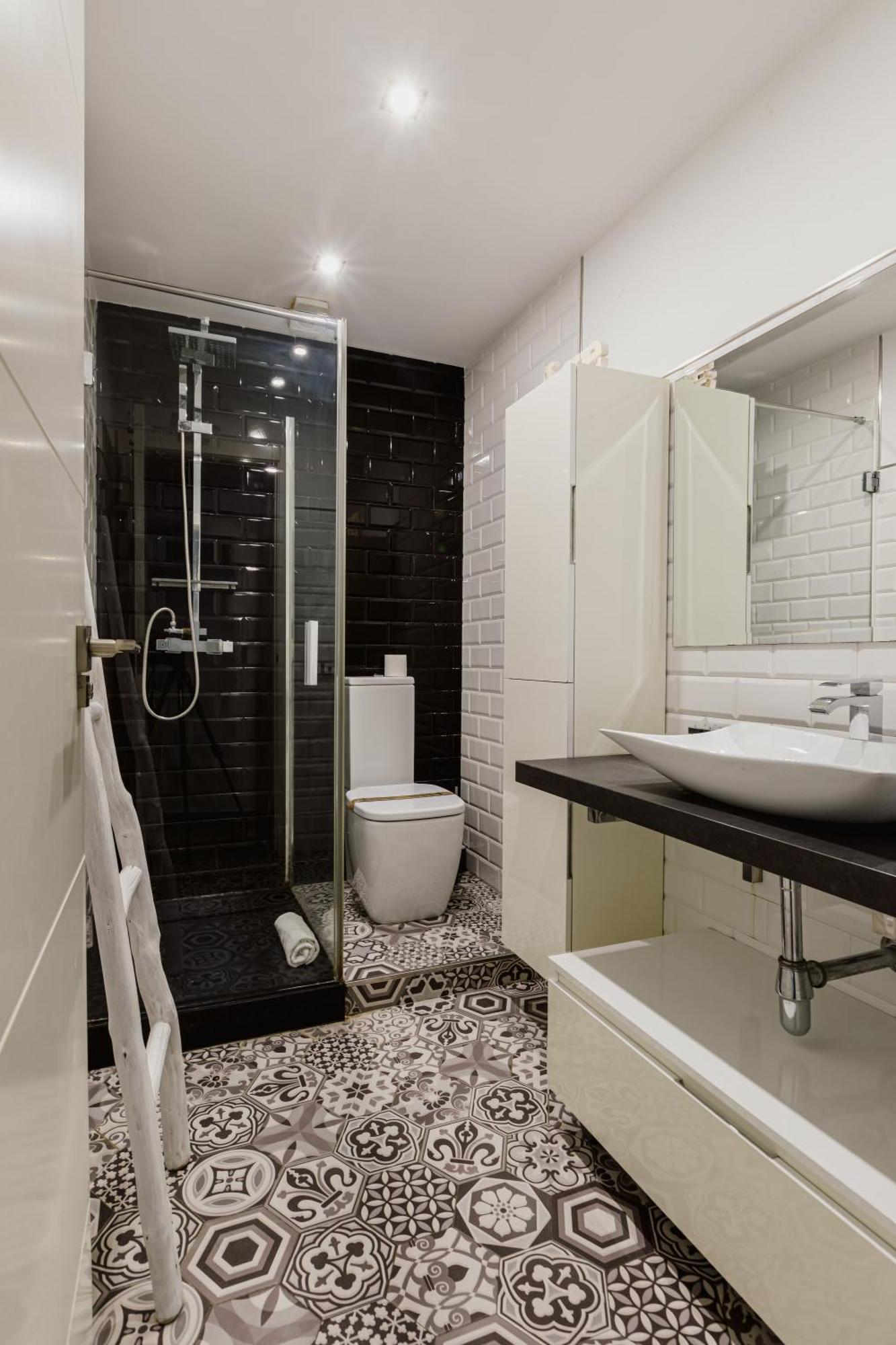 Modern And Functional In Sierpes Centro Apartamento *